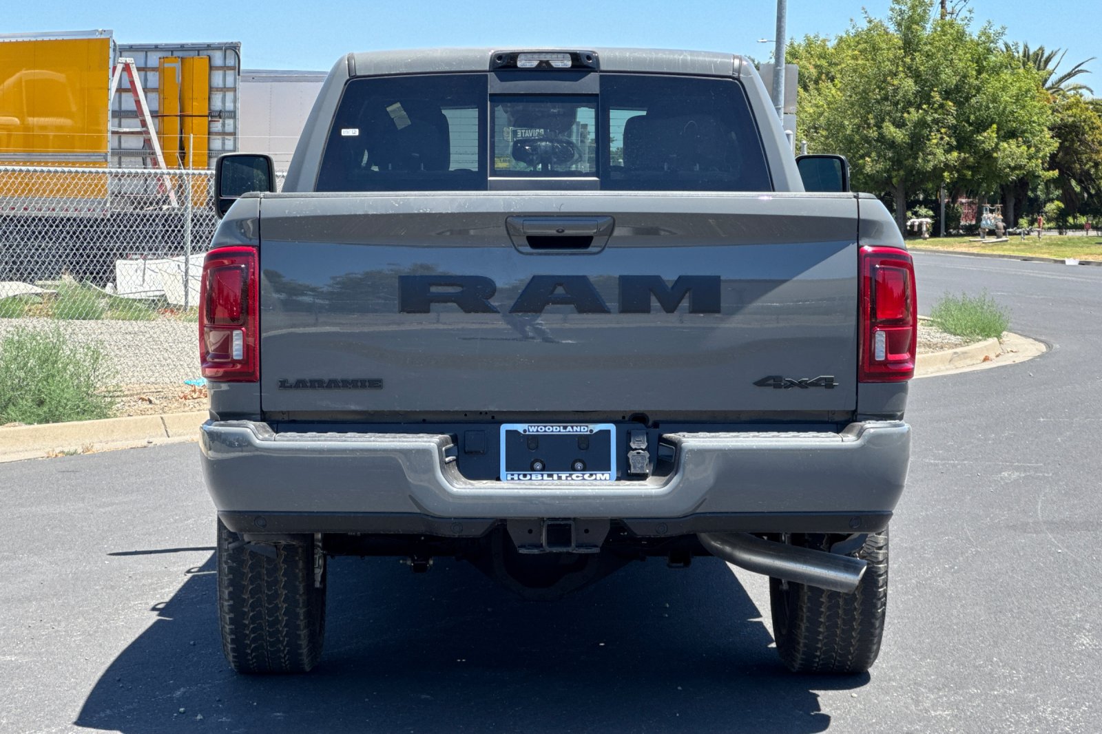 New 2026 RAM 3500 Laramie AWD/4WD image 4