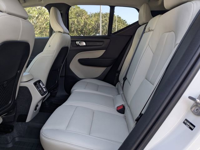 New 2026 Volvo XC40 B5 Ultra w/ Climate Package AWD/4WD image 18