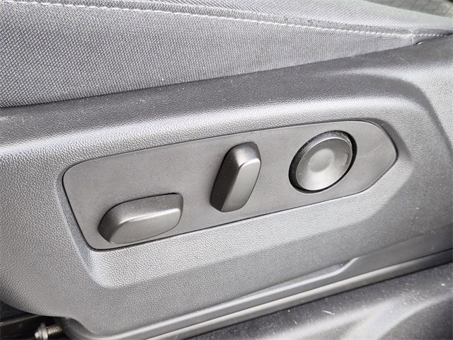 Used 2022 Chevrolet Silverado 1500 LT image 17