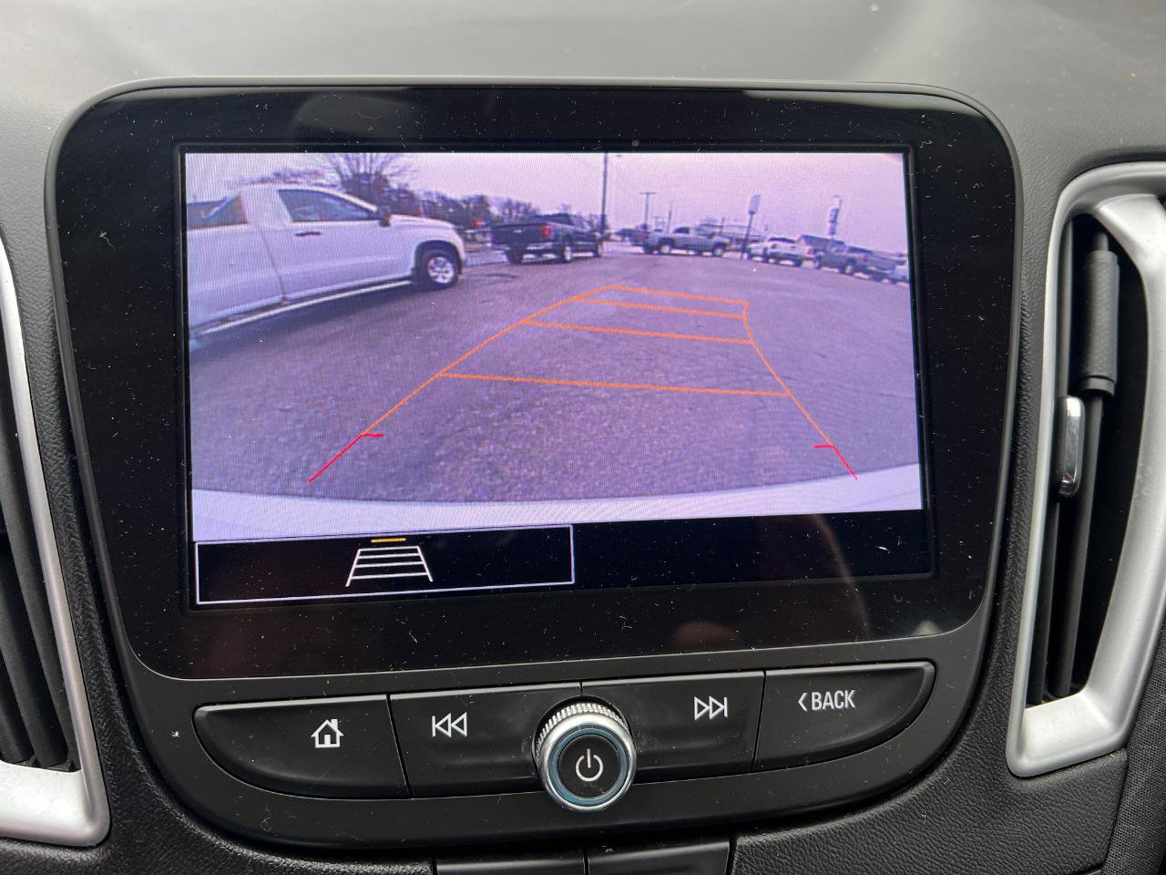 Used 2021 Chevrolet Malibu LS w/ Driver Confidence Package II FWD image 45