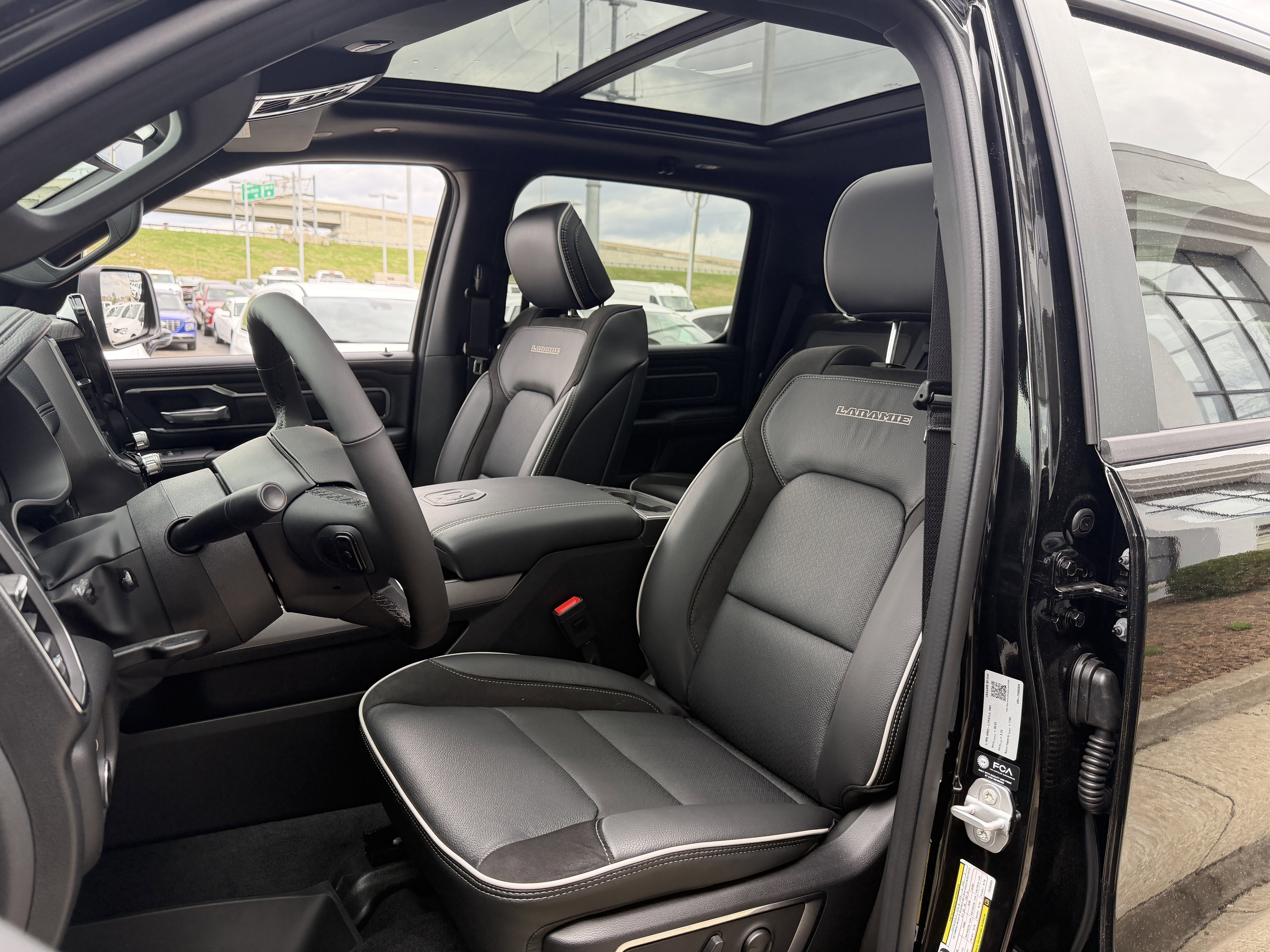 New 2026 RAM 1500 Laramie w/ Night Edition AWD/4WD image 39
