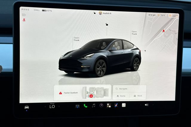 Used 2024 Tesla Model Y Long Range AWD/4WD image 32