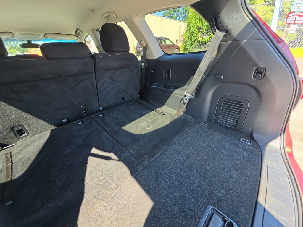 Used 2015 Nissan Pathfinder S FWD image 28