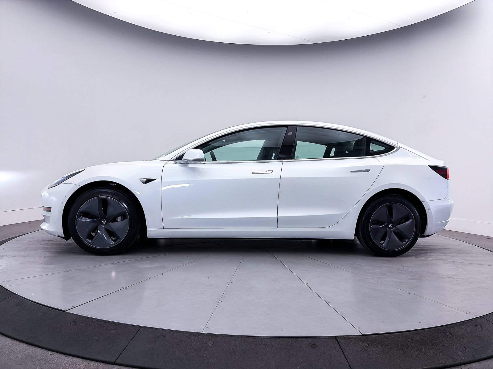 Used 2019 Tesla Model 3 Standard Range Plus RWD image 35