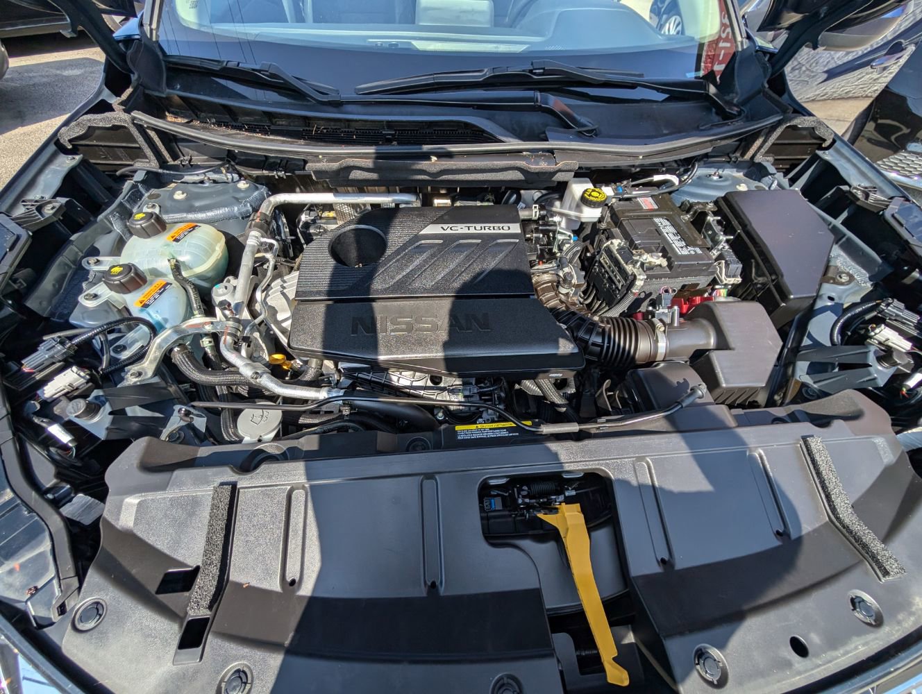 Used 2024 Nissan Rogue SV image 10