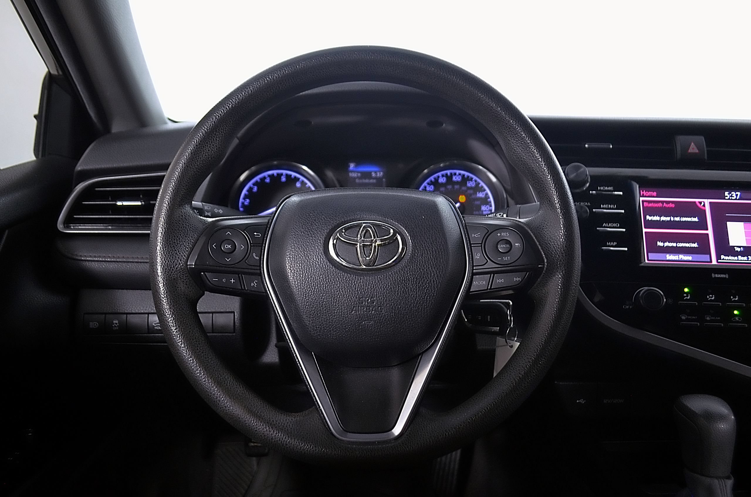 Used 2020 Toyota Camry LE FWD image 26