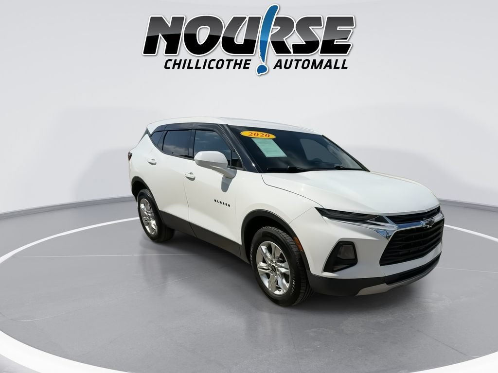 Used 2020 Chevrolet Blazer LT FWD image 2