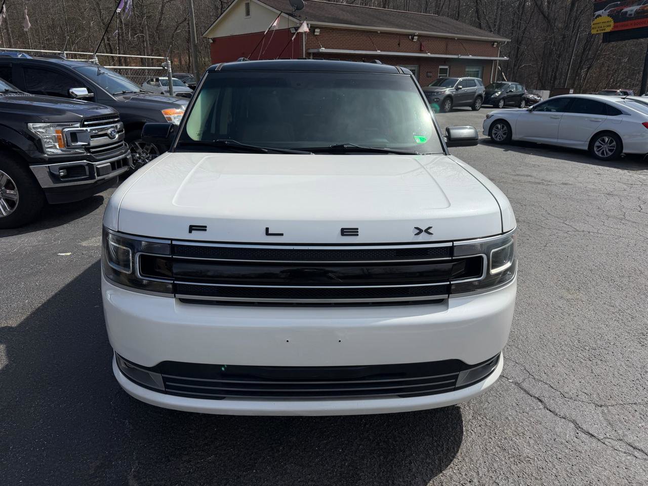 Used 2016 Ford Flex Limited w/ Equipment Group 303A AWD/4WD image 2