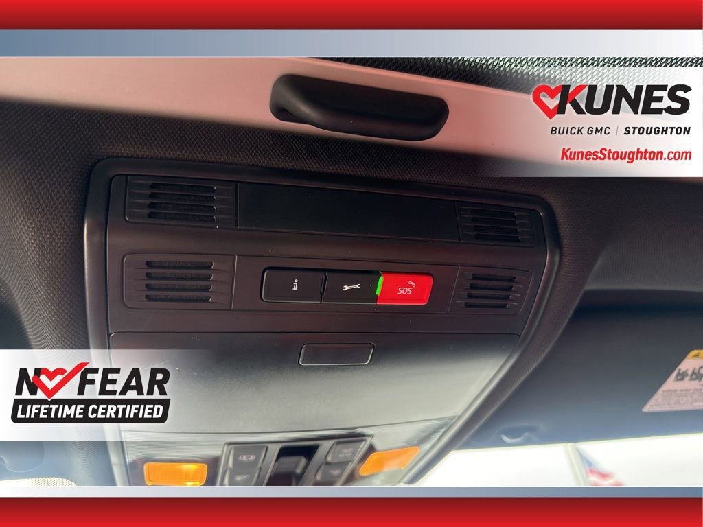 Used 2025 Volkswagen Jetta GLI Autobahn FWD image 36