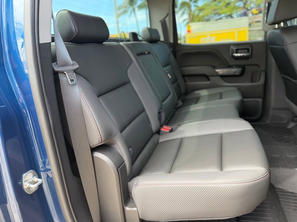 Used 2018 GMC Sierra 1500 SLT w/ All Terrain Package AWD/4WD image 17