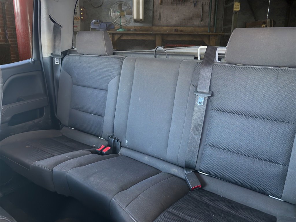 Used 2018 Chevrolet Silverado 1500 LT w/ All Star Edition image 12