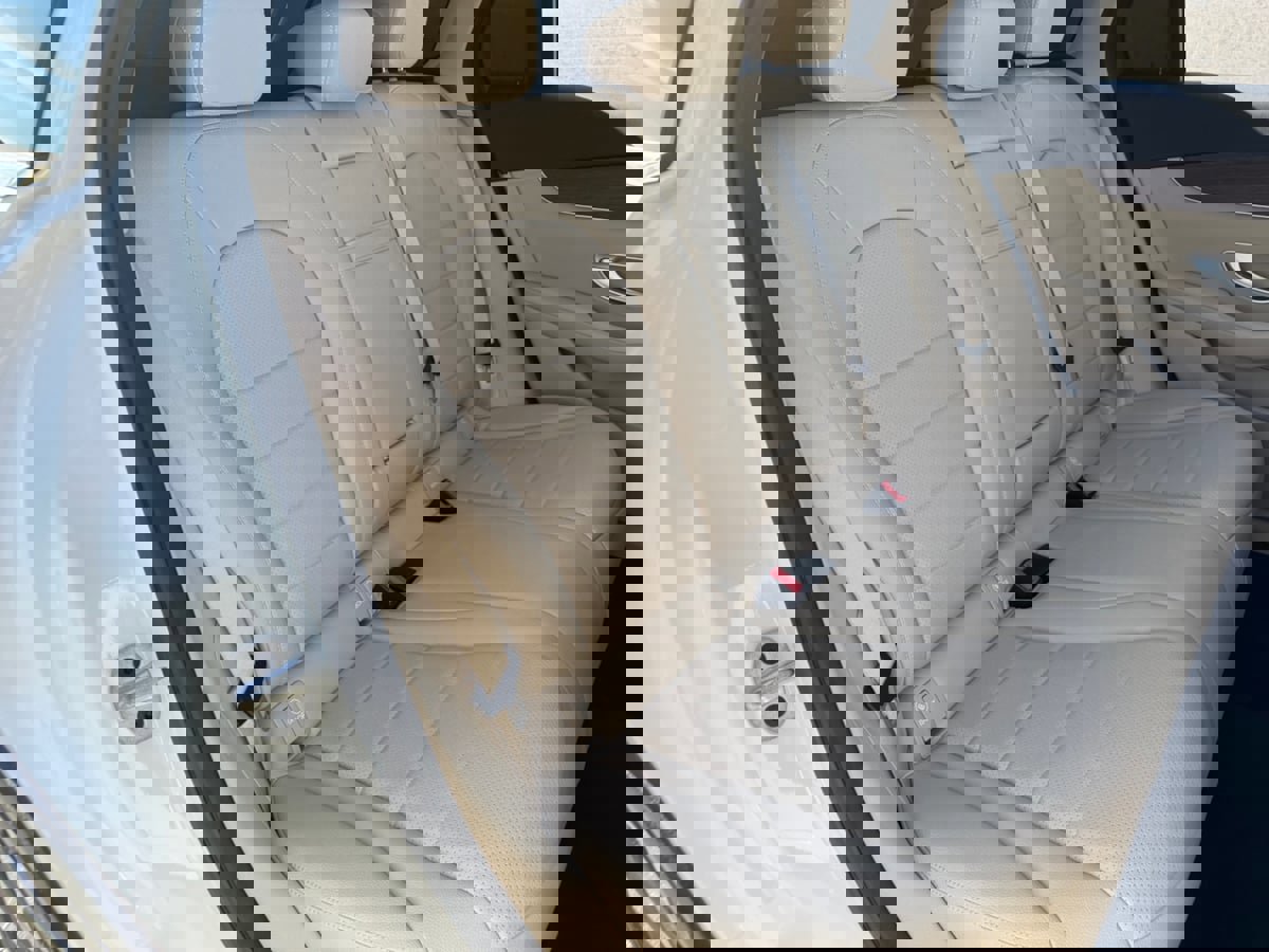 Used 2022 Mercedes-Benz GLC 300 4MATIC image 19