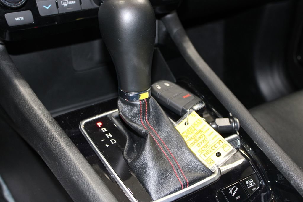 Used 2025 Jeep Compass Trailhawk image 47