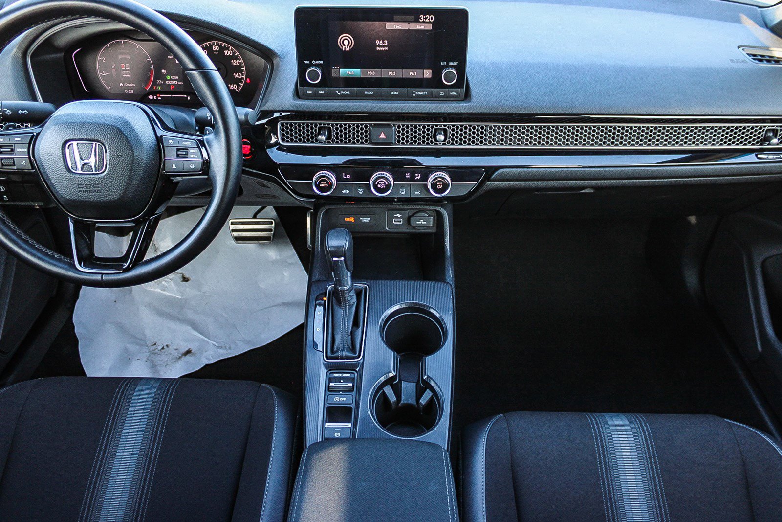 Used 2024 Honda Civic Sport image 13