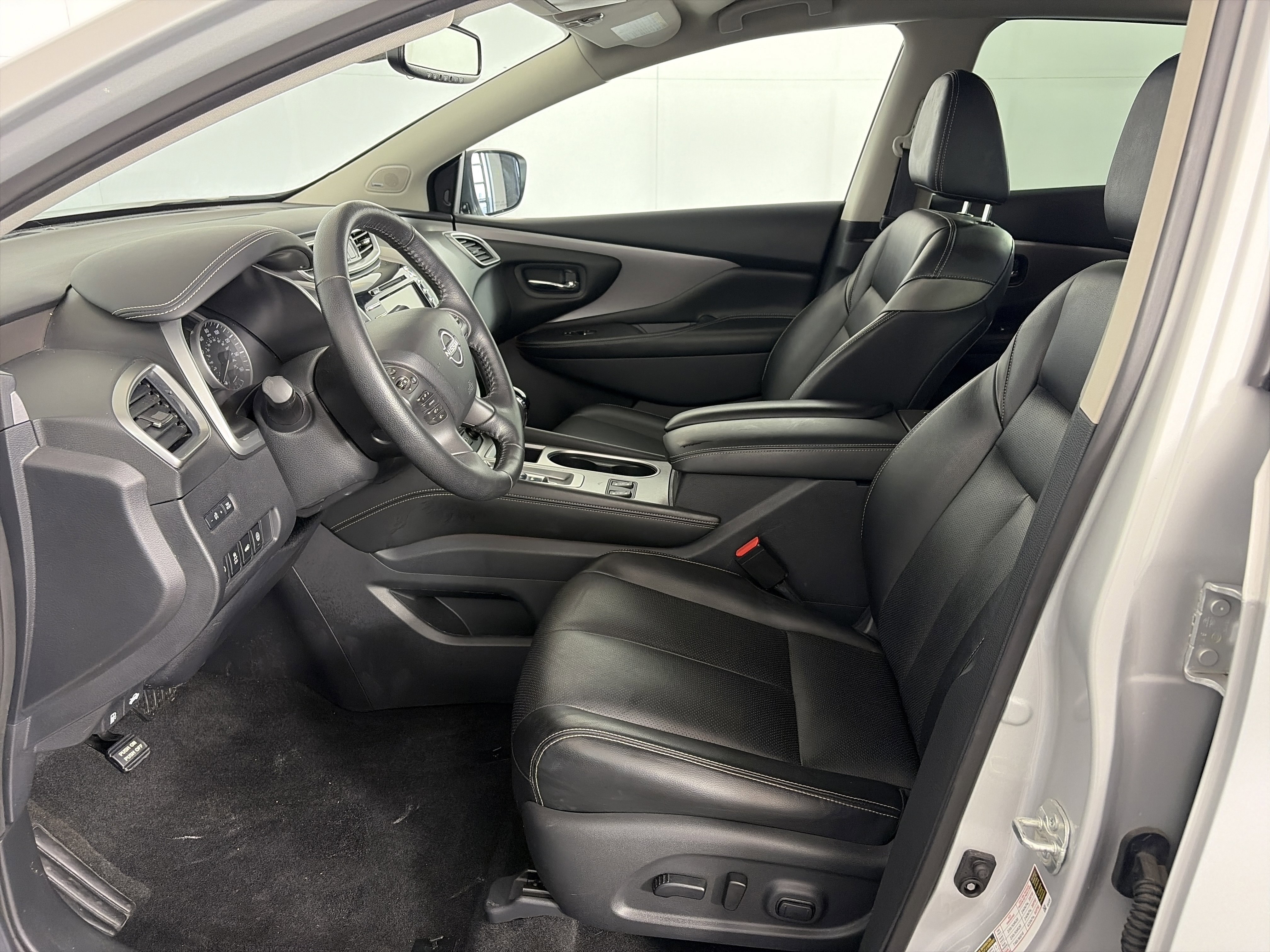 Used 2023 Nissan Murano SL w/ Cargo Package image 6