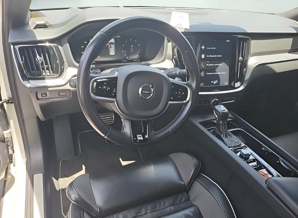 Used 2020 Volvo S60 T5 R-Design FWD image 6
