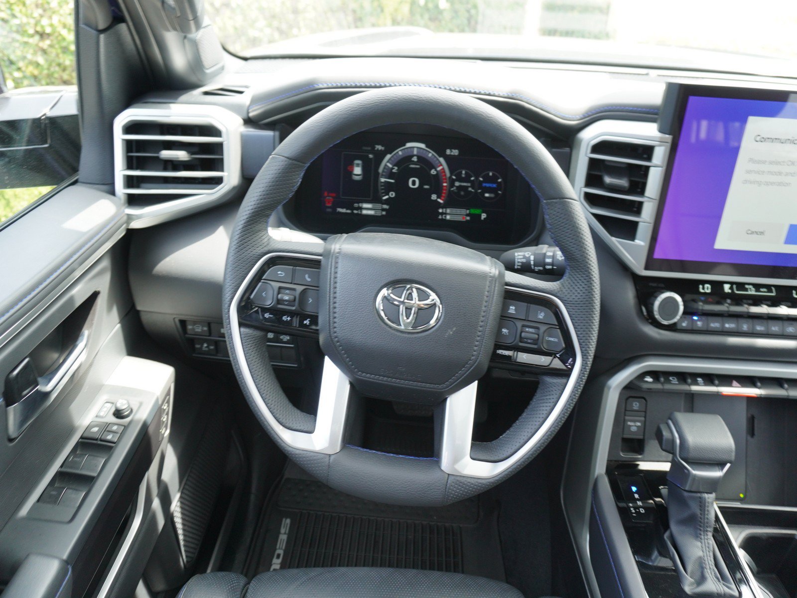 Used 2025 Toyota Sequoia Platinum AWD/4WD image 20