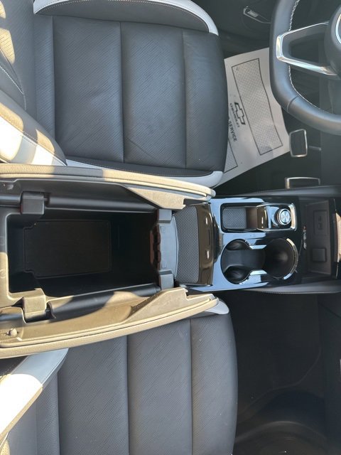 Used 2025 Buick Envision Sport Touring image 21