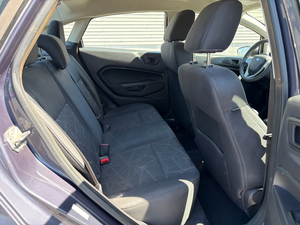 Used 2012 Ford Fiesta SE FWD image 14