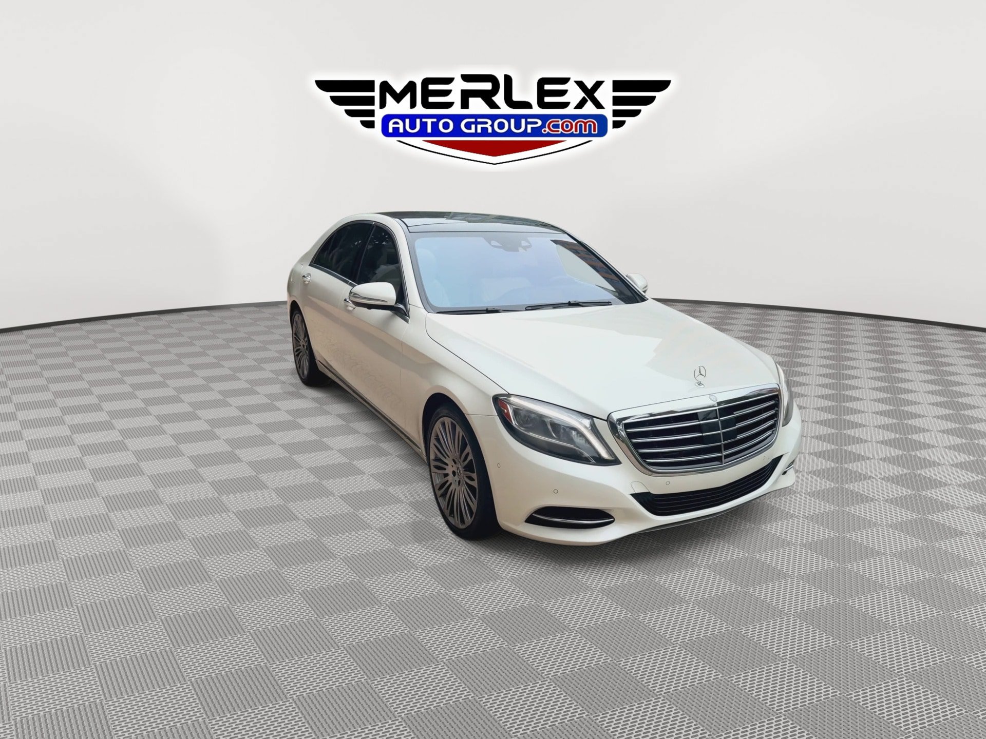 Used 2017 Mercedes-Benz S 550 Sedan image 2