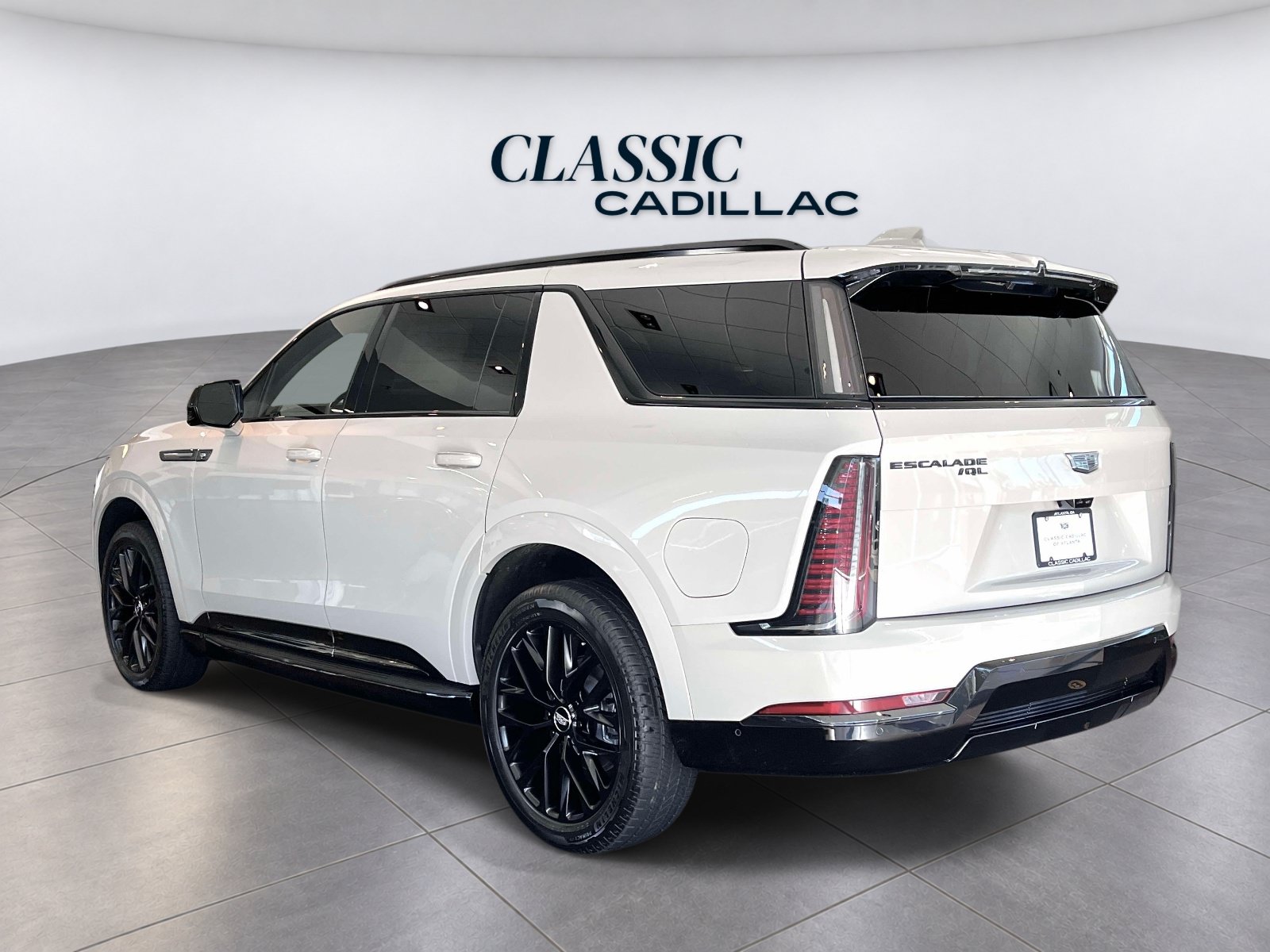 New 2026 Cadillac Escalade IQL Sport 2 w/ LPO, ONYX Package AWD/4WD image 3