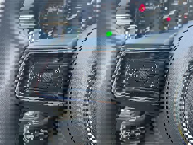 Used 2024 Porsche Macan image 25