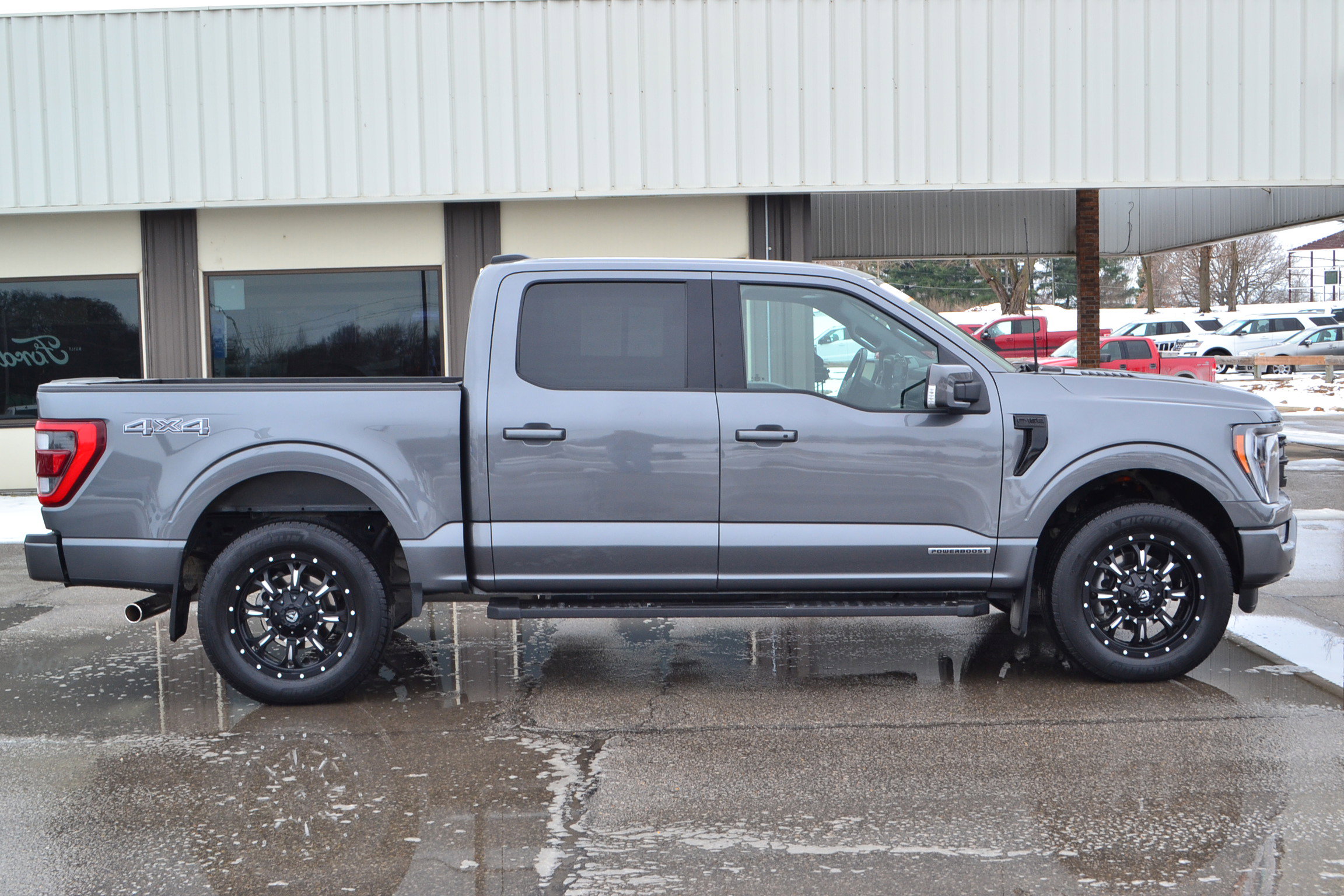 Certified 2022 Ford F150 Lariat w/ Equipment Group 502A High image 3