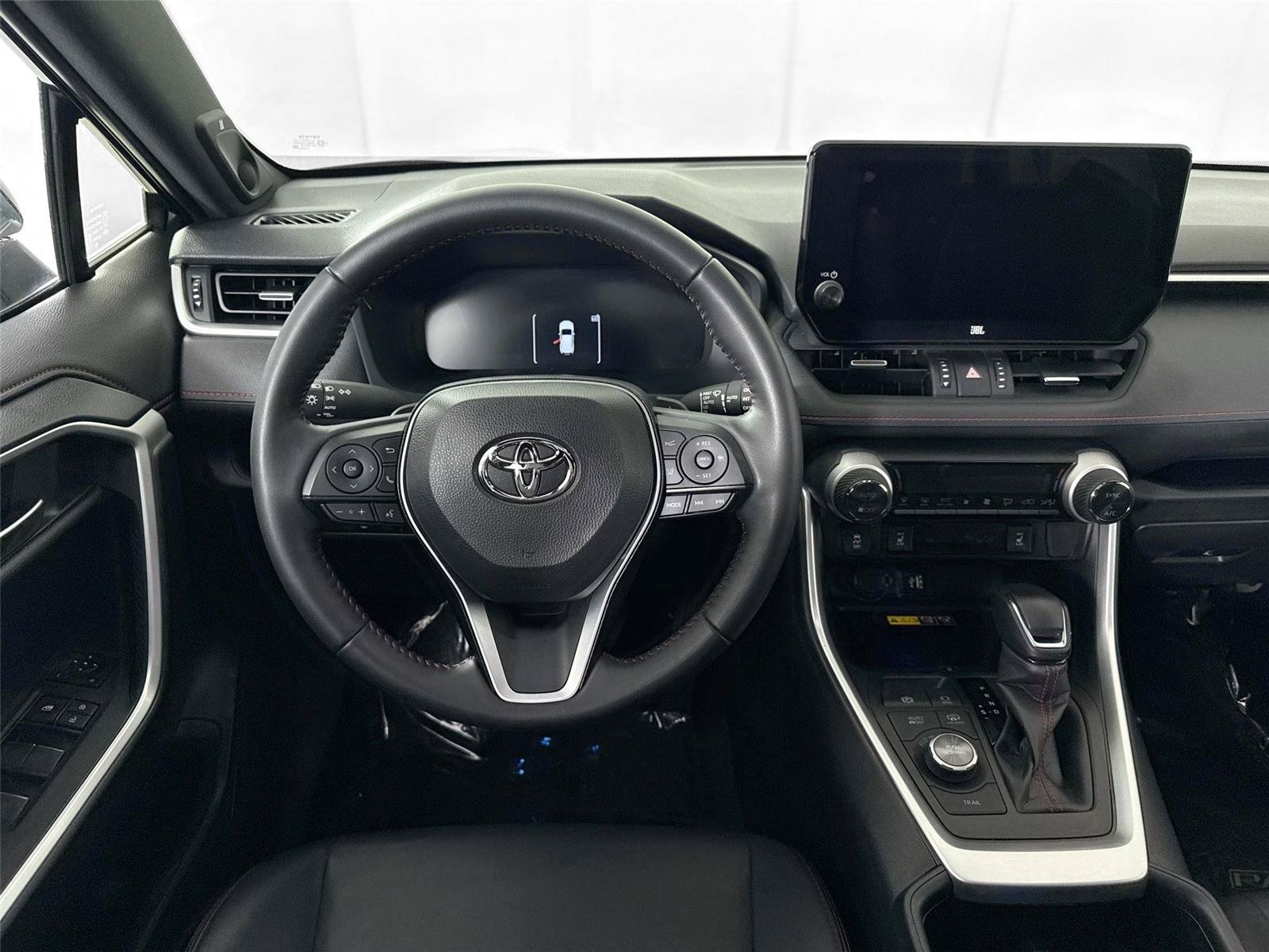 Used 2025 Toyota RAV4 XSE w/ Weather Package AWD/4WD image 40