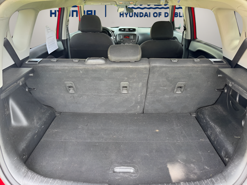 Used 2015 Kia Soul + FWD image 9