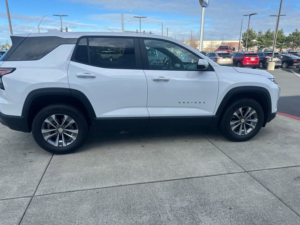 Used 2025 Chevrolet Equinox LT image 5