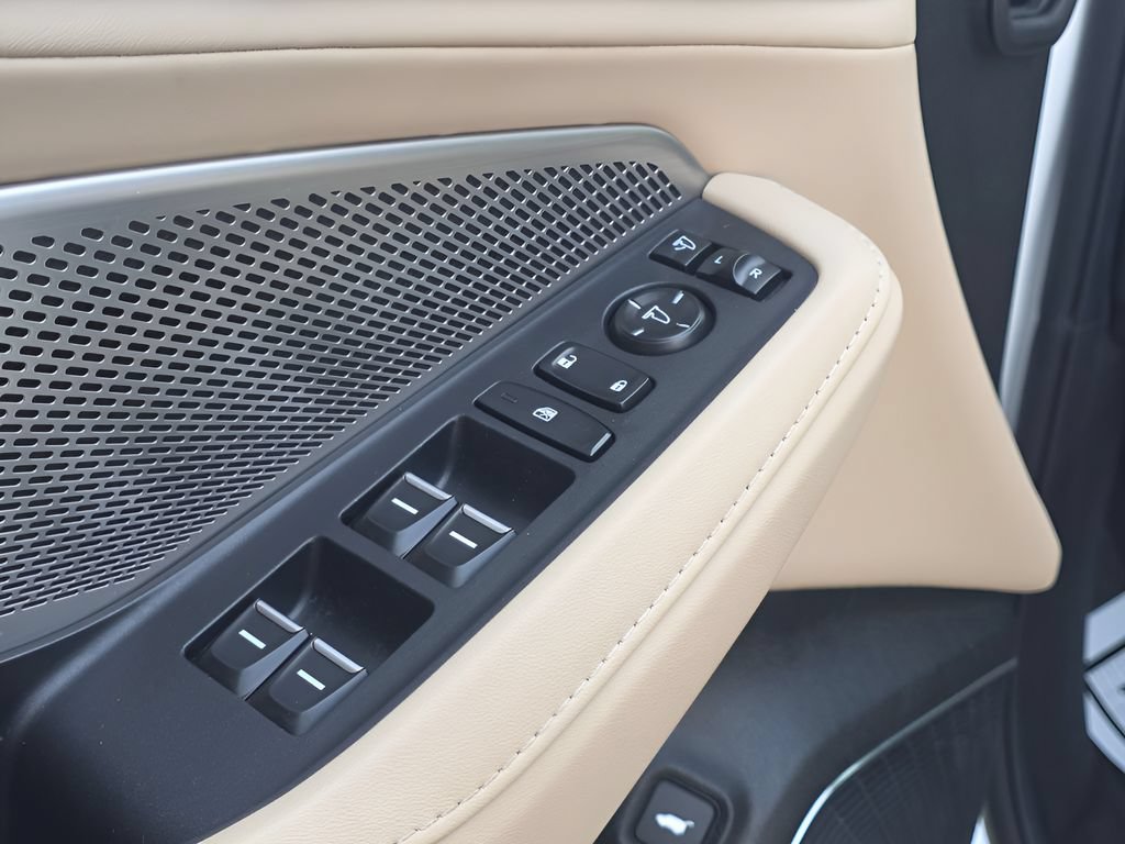 Used 2022 Acura MDX FWD w/ Technology Package image 18