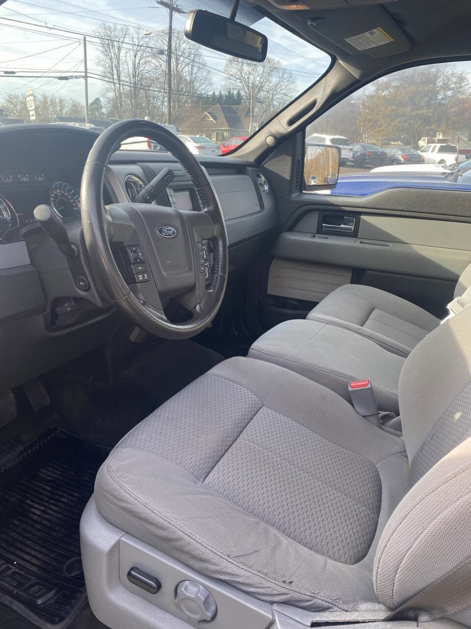 Used 2014 Ford F150 XLT w/ XLT Convenience Package image 8