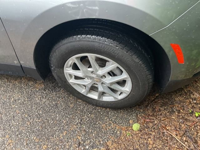 Used 2023 Chevrolet Equinox LT AWD/4WD image 3