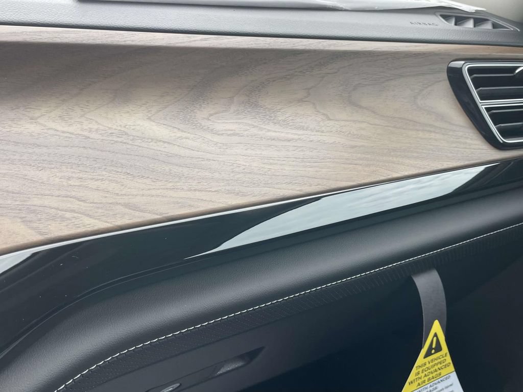 New 2026 Volkswagen Atlas SE FWD image 29