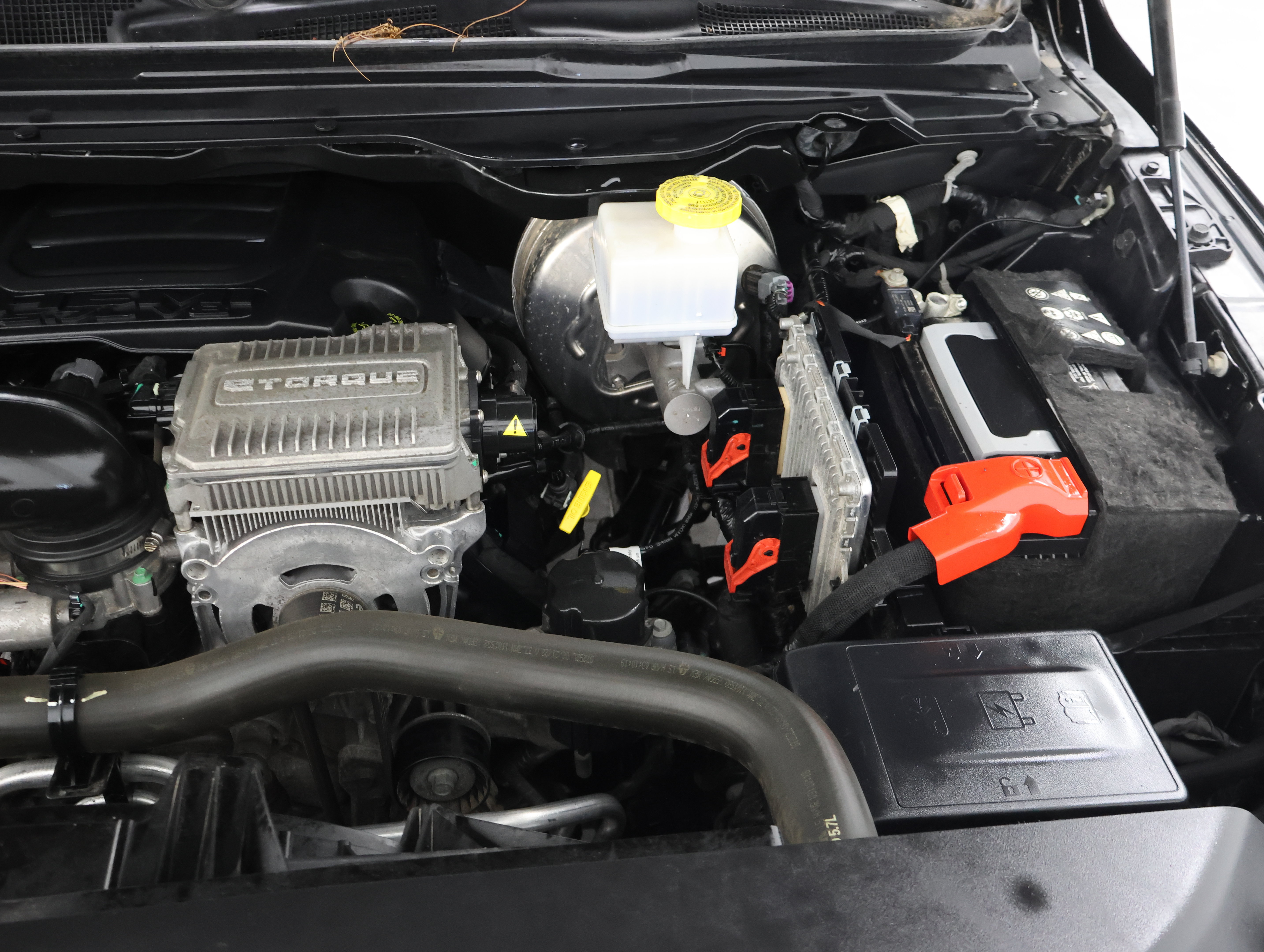 Used 2022 RAM 1500 Laramie AWD/4WD image 18