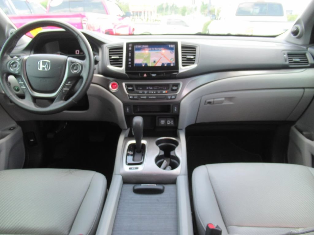 Used 2017 Honda Ridgeline RTL-T image 12