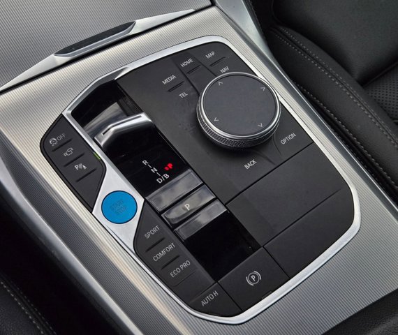 Used 2023 BMW i4 eDrive40 w/ M Sport Package image 16