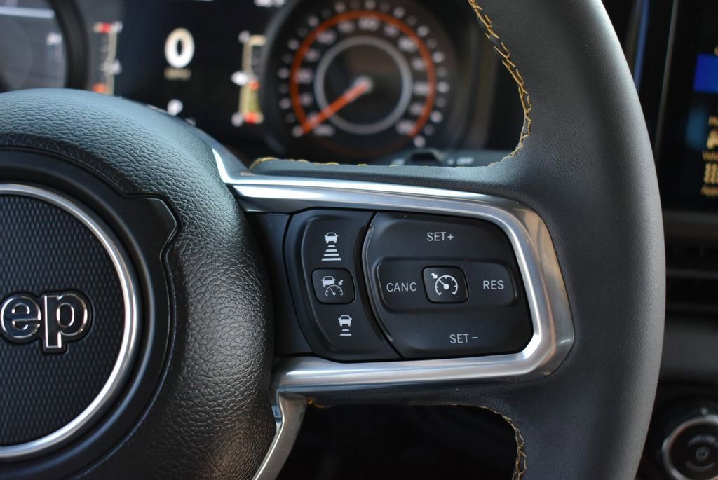 Used 2024 Jeep Wrangler Unlimited Sahara w/ Dual Top Group AWD/4WD image 15