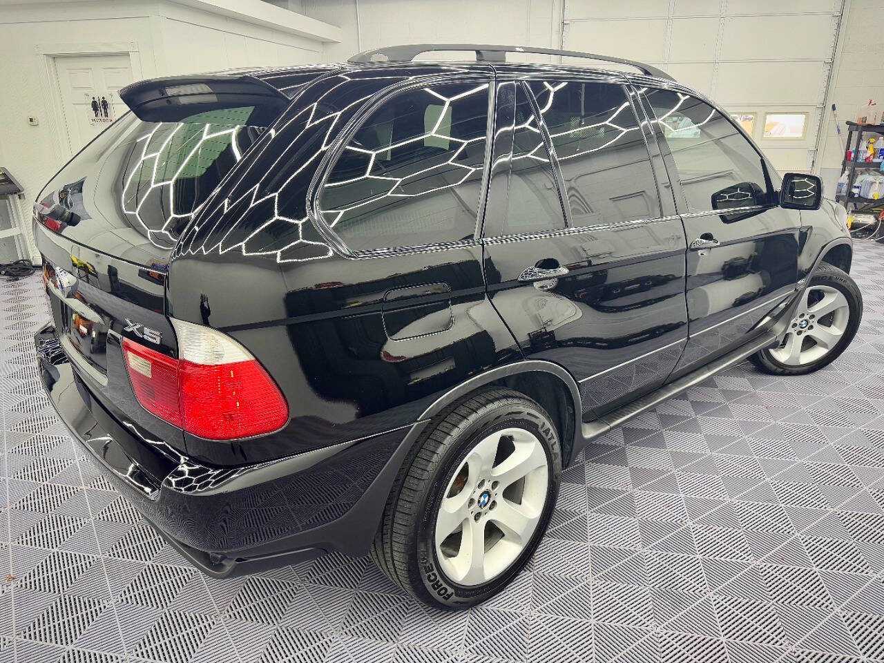 Used 2006 BMW X5 4.4i image 9