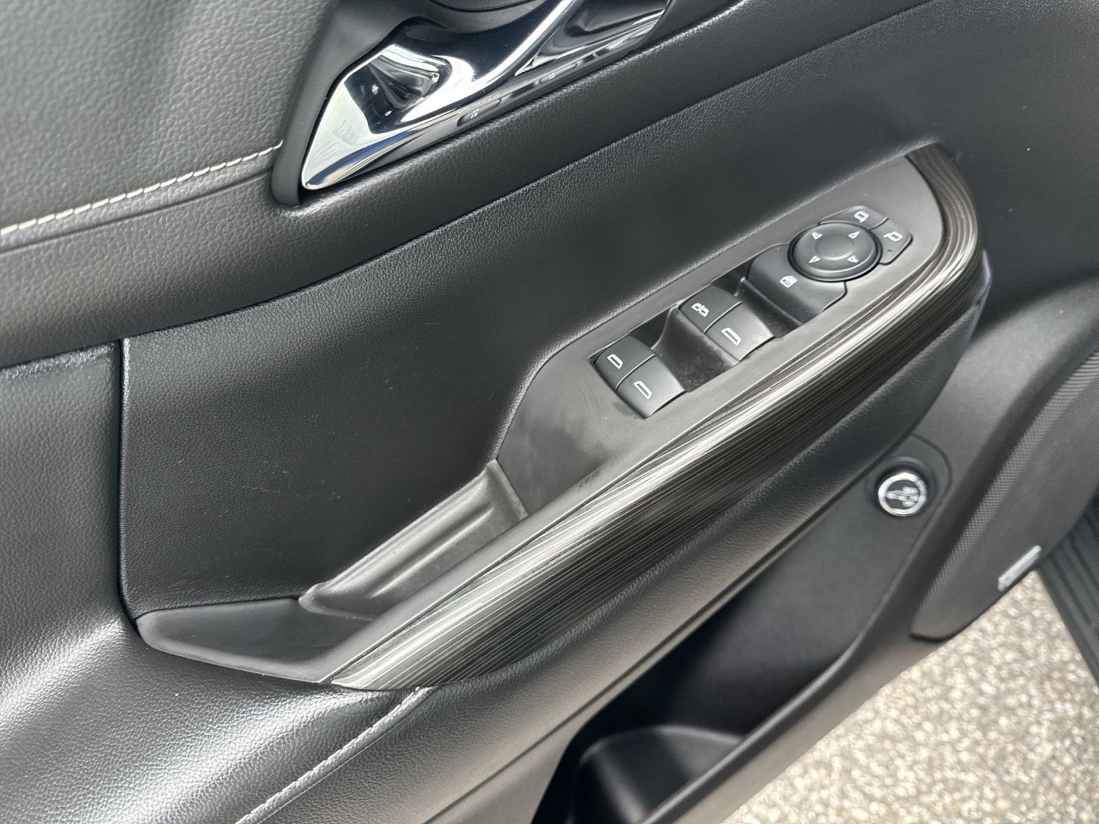 Used 2019 GMC Acadia SLT image 13