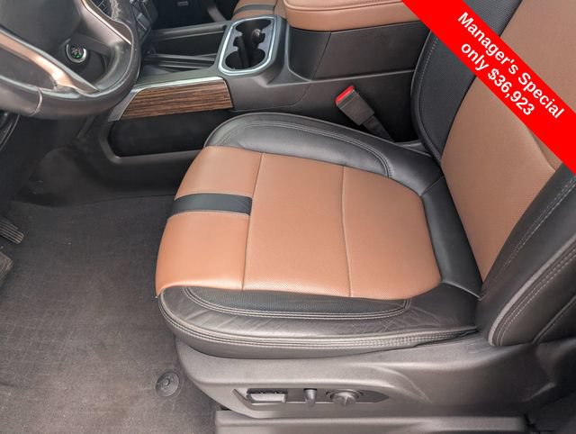 Used 2022 Chevrolet Silverado 1500 High Country w/ Technology Package AWD/4WD image 24