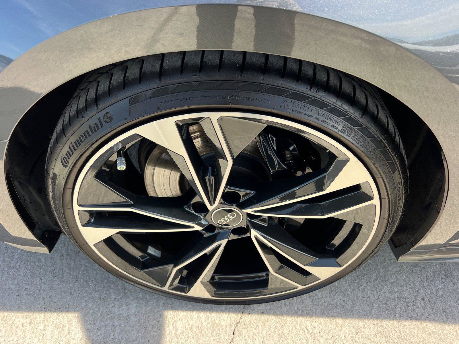 Used 2024 Audi S5 Premium Plus w/ Premium Plus Package AWD/4WD image 11