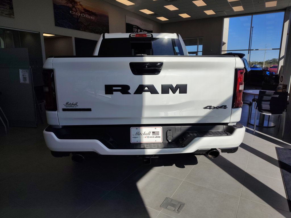 New 2026 RAM 1500 Big Horn AWD/4WD image 13