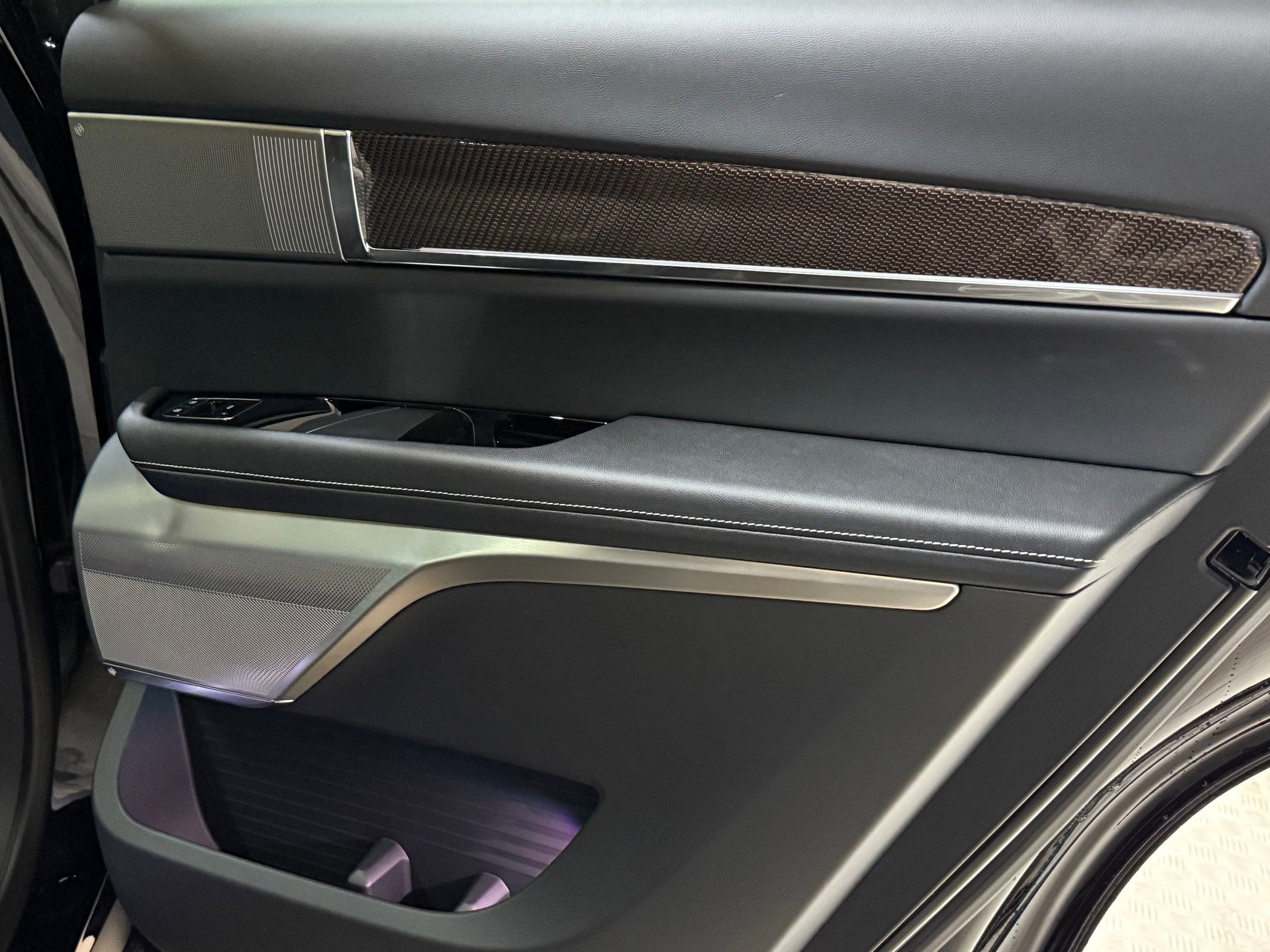 New 2026 Cadillac Vistiq Luxury image 46