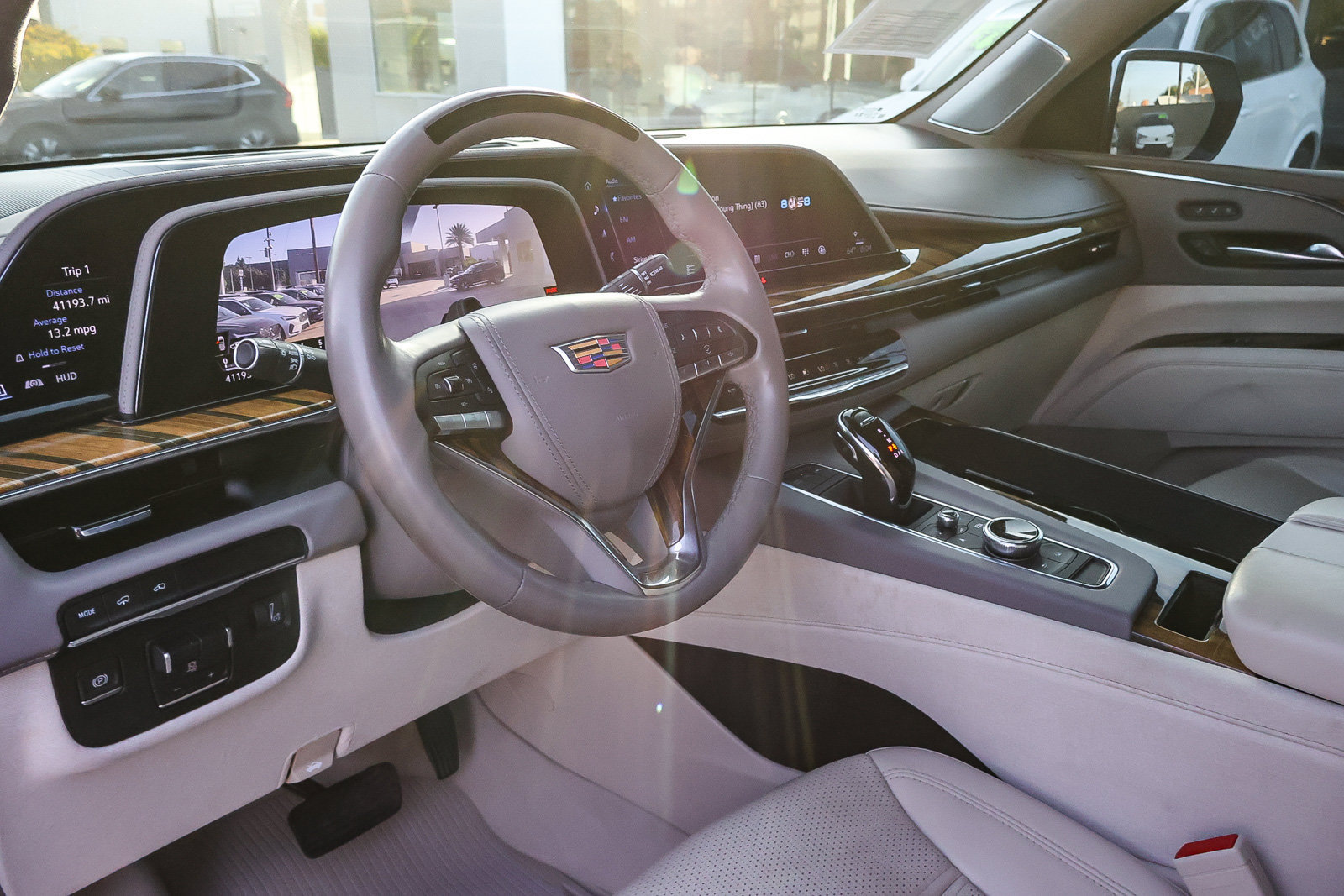 Used 2023 Cadillac Escalade ESV Sport Platinum RWD image 25