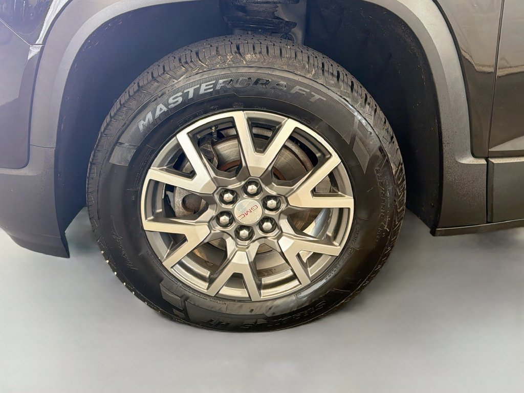 Used 2020 GMC Acadia SLE FWD image 32