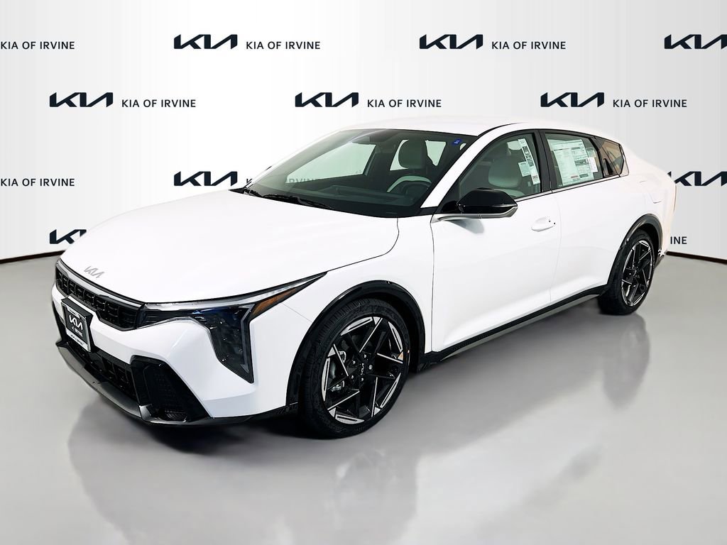 New 2026 Kia K4 GT-Line image 3