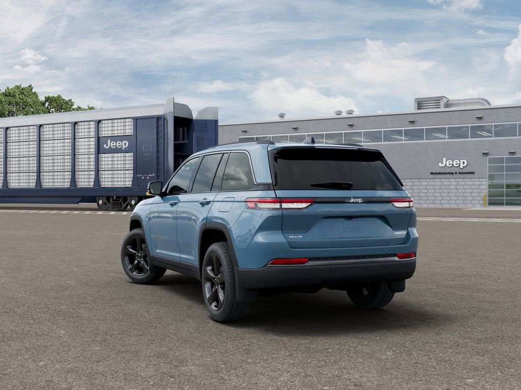 Used 2026 Jeep Grand Cherokee Limited w/ Limited Altitude Package AWD/4WD image 3