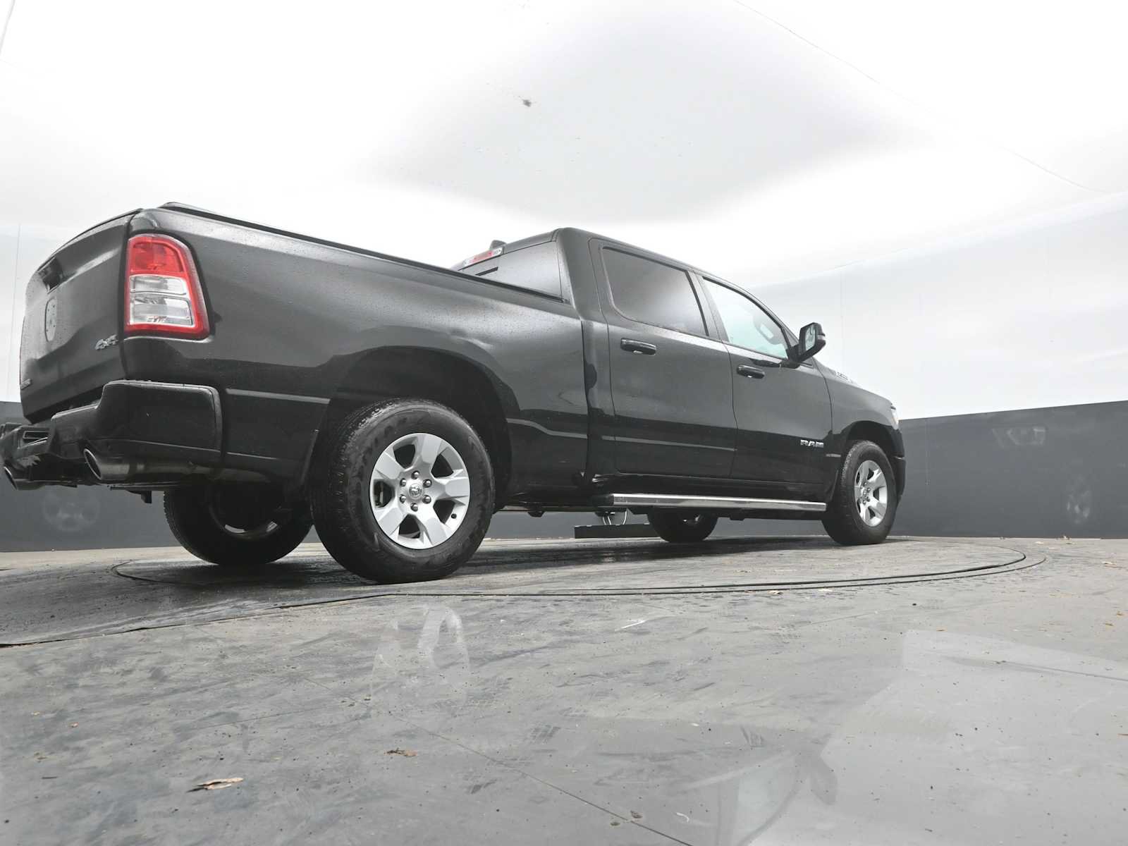 Used 2024 RAM 1500 Big Horn AWD/4WD image 6