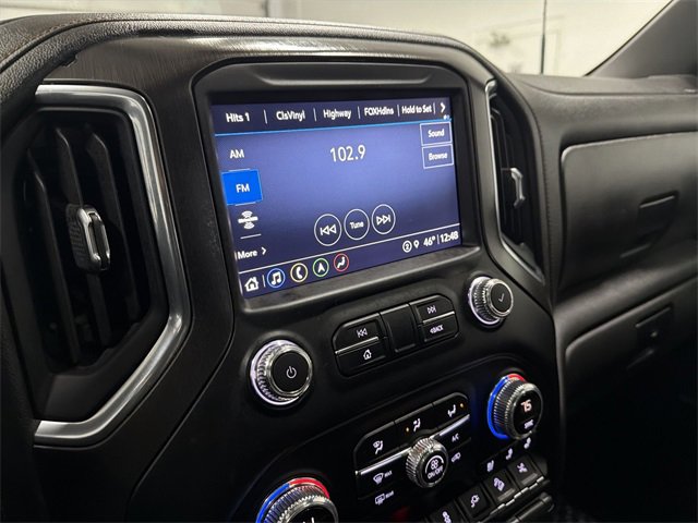 Used 2022 GMC Sierra 3500 AT4 w/ AT4 Preferred Package image 26